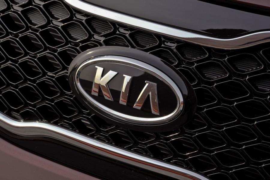  Kia Sorento 2010 года  (фото 158 из 238)